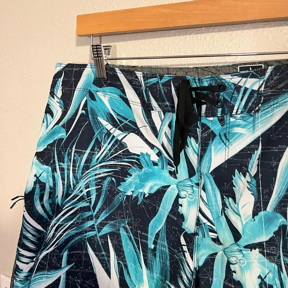 Hurley Men's Blue Tropical Print Swim Trunks Size 34 - Picture 2 of 5